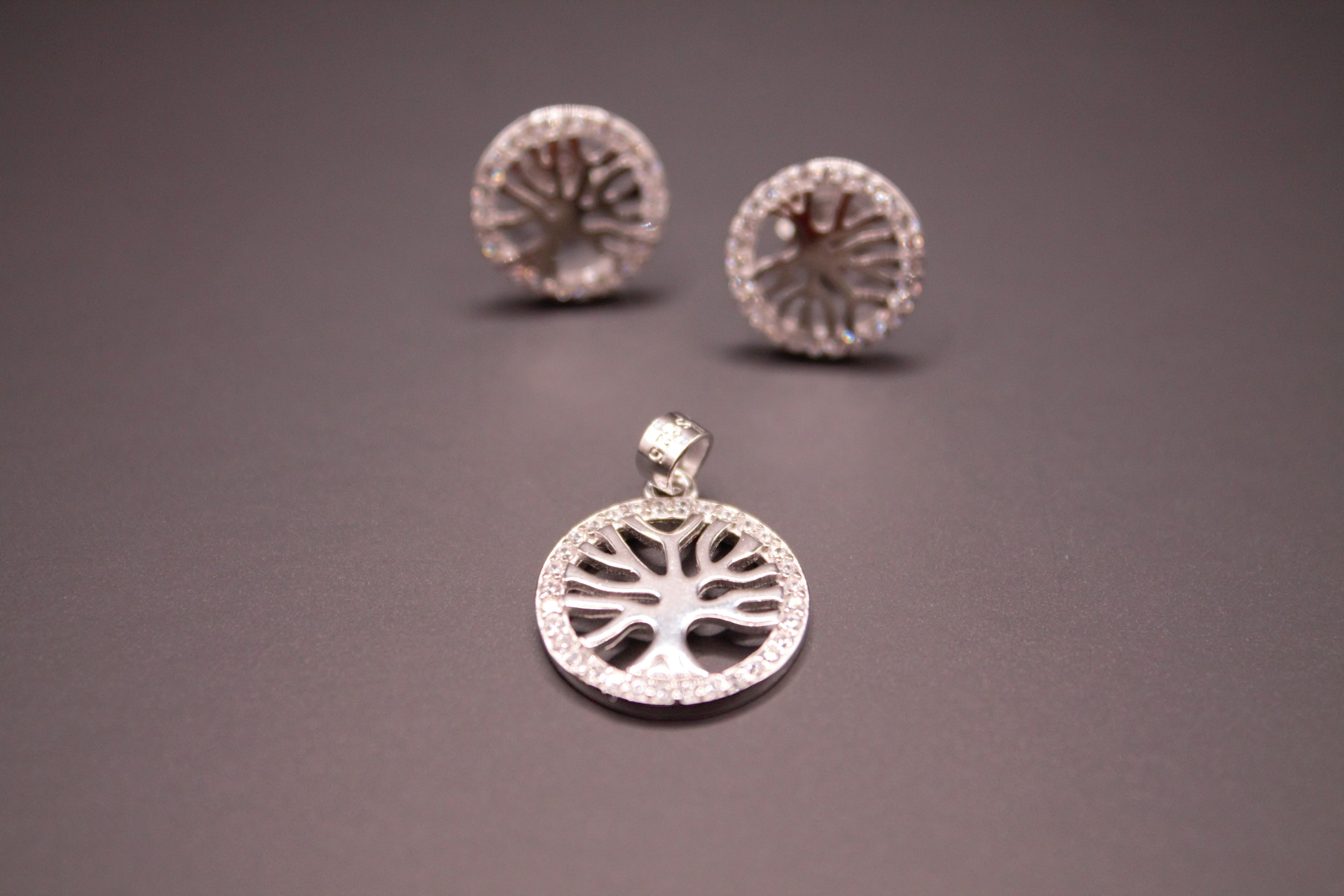 Duo Arbre de Vie — Boucles & Pendentif en Argent Rhodié et Zircon