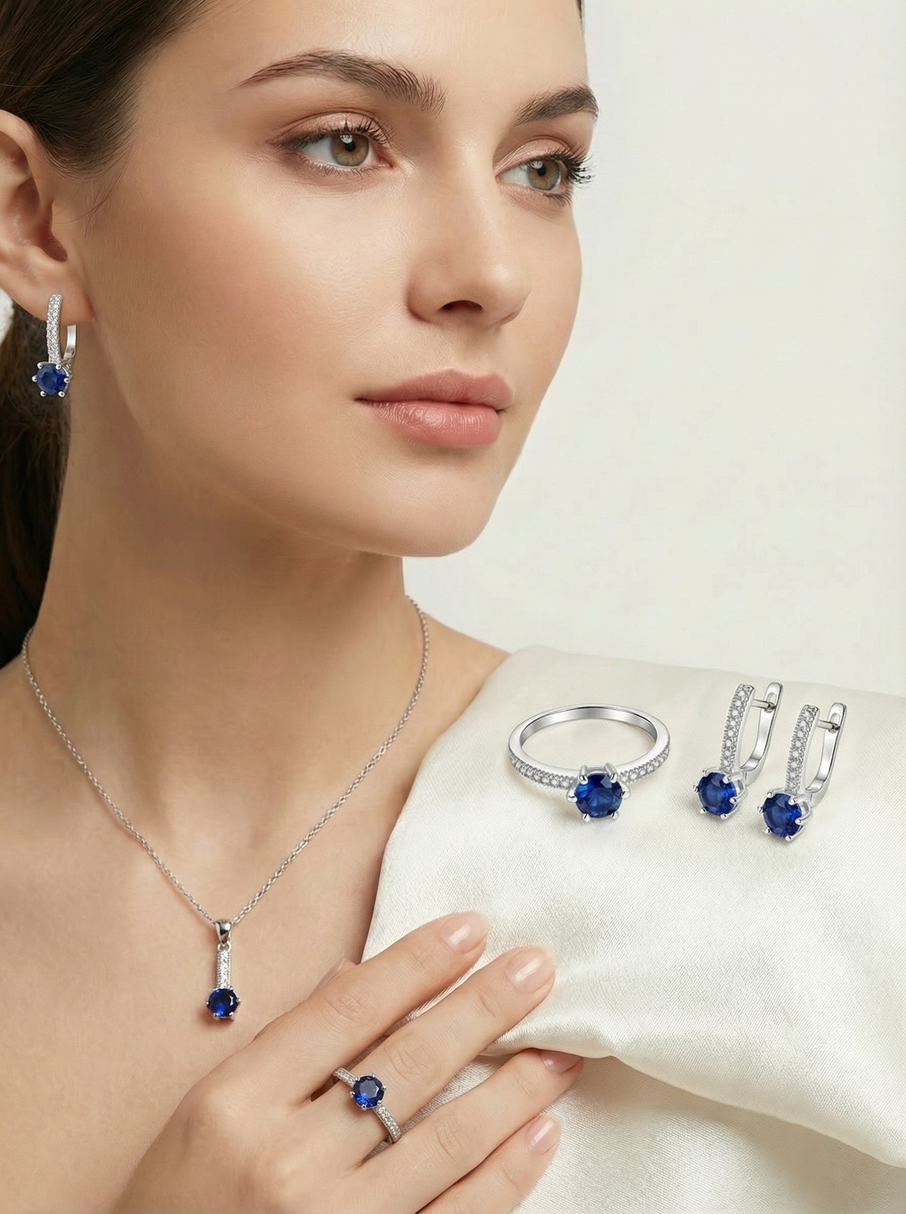 Trio Argent Rhodié & Saphir Bleu — Boucles, Bague et Pendentif